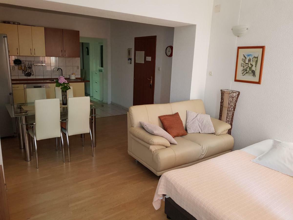 Apartments Centar - Mirjana ماكارسكا المظهر الخارجي الصورة